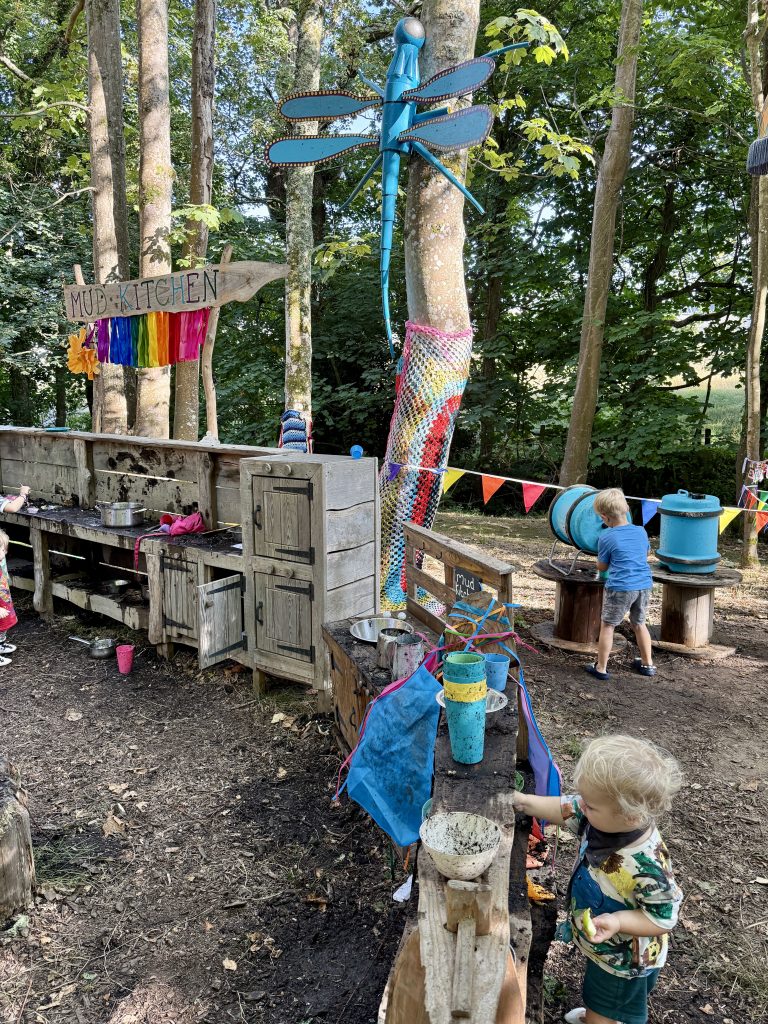 camp-bestival-mud-kitchen